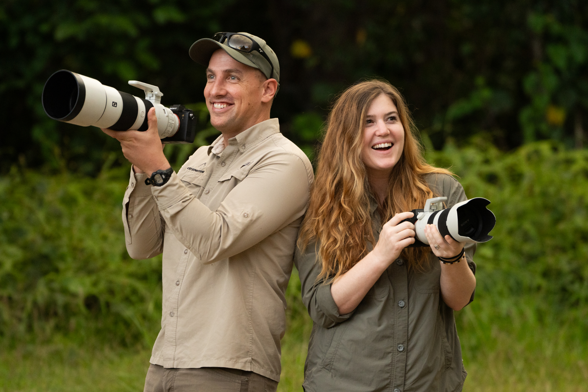 Sebastian Kennerknecht and Rachel Tobias photographing in Borneo